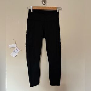 Fabletics Black Capri Leggings Sides Pockets